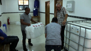 Distribution Gel Hydroalcoolique sous direction des moyens et de la maintenance universite de Bejaia 16