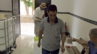 Distribution Gel Hydroalcoolique sous direction des moyens et de la maintenance universite de Bejaia 39