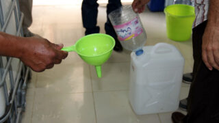 Distribution Gel Hydroalcoolique sous direction des moyens et de la maintenance universite de Bejaia 43