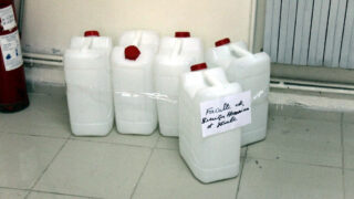 Distribution Gel Hydroalcoolique sous direction des moyens et de la maintenance universite de Bejaia 50