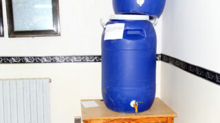 Distribution Gel Hydroalcoolique sous direction des moyens et de la maintenance universite de Bejaia 54