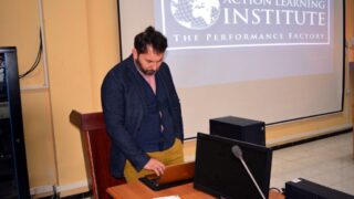 Seminaire action en management de projets d investissement Entrepreneuriat Mohamed YACINE Universite de Bejaia 18 19 Decembre 2