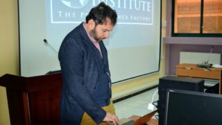 Seminaire action en management de projets d investissement Entrepreneuriat Mohamed YACINE Universite de Bejaia 18 19 Decembre 2 04