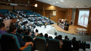 4em forum universite bejaia 2010 014