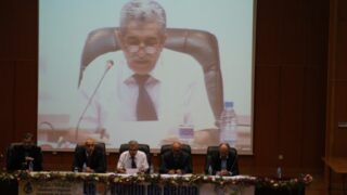 4em forum universite bejaia 2010 015