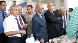 4em forum universite bejaia 2010 055