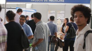 4em forum universite bejaia 2010 076