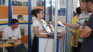 4em forum universite bejaia 2010 095