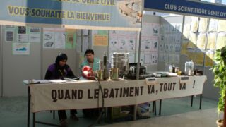 4em forum universite bejaia 2010 345