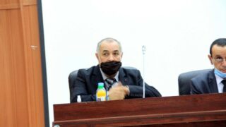 Installation officielle du Pr TARI Abdelkamel, directeur de l'ESTIN 2 Installation du Pr TARI Abdelkamel Directeur ESTIN Bejaia 30 Novembre 2020 004