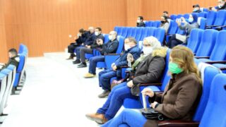 Installation officielle du Pr TARI Abdelkamel, directeur de l'ESTIN 8 Installation du Pr TARI Abdelkamel Directeur ESTIN Bejaia 30 Novembre 2020 011