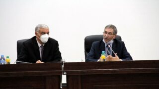 Installation officielle du Pr TARI Abdelkamel, directeur de l'ESTIN 41 Installation du Pr TARI Abdelkamel Directeur ESTIN Bejaia 30 Novembre 2020 044