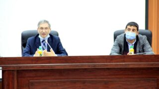 Installation officielle du Pr TARI Abdelkamel, directeur de l'ESTIN 46 Installation du Pr TARI Abdelkamel Directeur ESTIN Bejaia 30 Novembre 2020 049