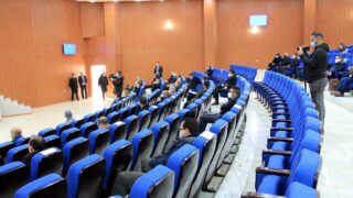 Installation officielle du Pr TARI Abdelkamel, directeur de l'ESTIN 62 Installation du Pr TARI Abdelkamel Directeur ESTIN Bejaia 30 Novembre 2020 065