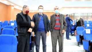 Installation officielle du Pr TARI Abdelkamel, directeur de l'ESTIN 105 Installation du Pr TARI Abdelkamel Directeur ESTIN Bejaia 30 Novembre 2020 105