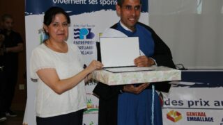 Remise dattestations aux laureats 2017 2018 de la 11eme edition du Salon de lemplo 103 6