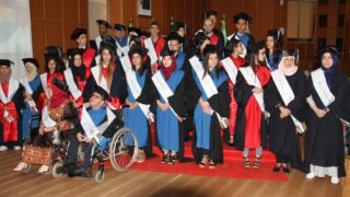 Remise dattestations aux laureats 2017 2018 de la 11eme edition du Salon de lemplo 145 6