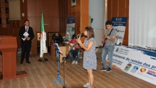 Remise dattestations aux laureats 2017 2018 de la 11eme edition du Salon de lemplo 169 6