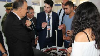 Remise dattestations aux laureats 2017 2018 de la 11eme edition du Salon de lemplo 295 6