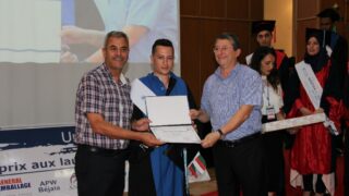 Remise dattestations aux laureats 2017 2018 de la 11eme edition du Salon de lemplo 72 6