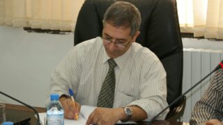 Signature convention entre universite Bejaia et l universite d Evry 22 octobre 2013 picture 0024