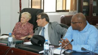 Signature convention entre universite Bejaia et l universite d Evry 22 octobre 2013 picture 0031