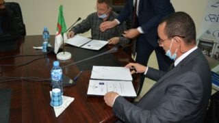 Signature de convention cadre de cooperation entre luniversite Abderrahmane MIRA et le Centre national de Recherche en Techno 23