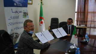 Signature de convention cadre de cooperation entre luniversite Abderrahmane MIRA et le Centre national de Recherche en Techno 33
