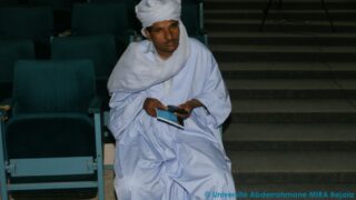 Photos prises lors des communications animée par Dr Abdelaziz Franck BOUGAHAM, Pr Riad MOULAI 12 Photos prise lors des communications animee par Dr Abdelaziz Franck BOUGAHAM Pr Riad MOULAI 25 mai 2015 012