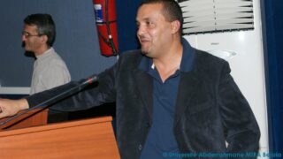 Photos prises lors des communications animée par Dr Abdelaziz Franck BOUGAHAM, Pr Riad MOULAI 16 Photos prise lors des communications animee par Dr Abdelaziz Franck BOUGAHAM Pr Riad MOULAI 25 mai 2015 016