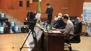 Visite du ministre de lenseignement superieur et de la recherche scientifique pr Abdelbaki BENZIANE a luniversite Abderrahman M 347