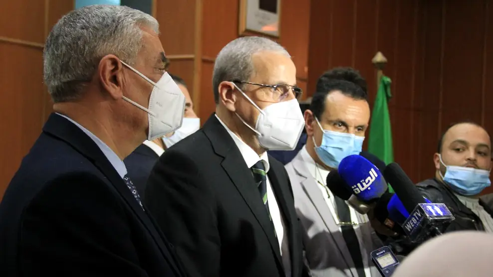 Visite du professeur Abdelbaki BENZIANE, MESRS, à l’université Abderrahman Mira de Béjaia