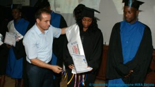 Ceremonie de la remise des diplomes aux etudiants etrangers 25 juillet 2015 003