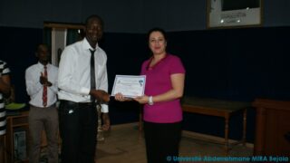 Ceremonie de la remise des diplomes aux etudiants etrangers 25 juillet 2015 031