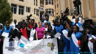 Ceremonie de la remise des diplomes aux etudiants etrangers 25 juillet 2015 063