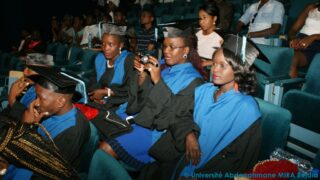 Ceremonie de la remise des diplomes aux etudiants etrangers 25 juillet 2015 085