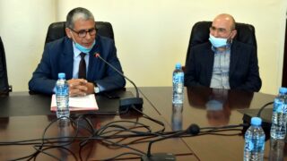 Installation du Professeur AOUDIA Sofiane, nouveau Doyen de la Faculté des Sciences Exactes 35 Pr AOUDIA Sofiane, doyen de la faculté des sciences exactes, en compagnie du BOUKERROU Mouloud, SG de l'université de Bejaia