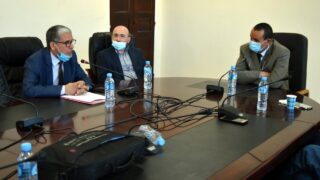 Installation du Professeur AOUDIA Sofiane, nouveau Doyen de la Faculté des Sciences Exactes 33 Pr AOUDIA Sofiane, doyen de la faculté des sciences exactes, en compagnie du BOUKERROU Mouloud, SG de l'université de Bejaia et le Pr BOUDA Ahmed, recteur de l'université de Bejaia