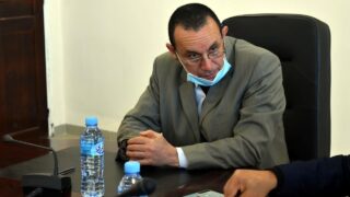 Installation du Professeur AOUDIA Sofiane, nouveau Doyen de la Faculté des Sciences Exactes 12 Pr BOUDA Ahmed, recteur de l'université de Bejaia
