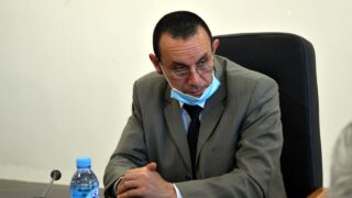 Installation du Professeur AOUDIA Sofiane, nouveau Doyen de la Faculté des Sciences Exactes 10 Pr BOUDA Ahmed, recteur de l'université de Bejaia