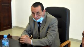 Installation du Professeur AOUDIA Sofiane, nouveau Doyen de la Faculté des Sciences Exactes 8 Pr BOUDA Ahmed, recteur de l'université de Bejaia