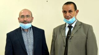 Installation du Professeur AOUDIA Sofiane, nouveau Doyen de la Faculté des Sciences Exactes 1 Pr AOUDIA Sofiane, doyen de la faculté des sciences exactes, en compagnie du Pr BOUDA Ahmed, recteur de l'université de Bejaia