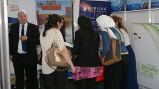 Rencontre universite entreprises salon de l emploi 30 septembre 2015 253