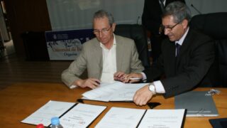 Rencontre universite entreprises salon de l emploi 30 septembre 2015 426