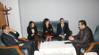 Signature contrat avec Djezzy 28 mars 2013 picture 0001