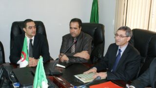 Signature contrat avec Djezzy 28 mars 2013 picture 0006