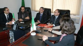 Signature contrat avec Djezzy 28 mars 2013 picture 0007