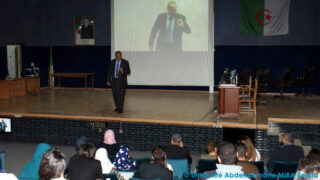 Photos prises lors de la conference animee par Mr Rachid AMOUKRANE le 26 octobre 2015 011