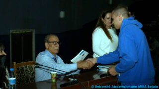 Photos prises lors de la conference animee par Mr Rachid AMOUKRANE le 26 octobre 2015 045