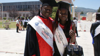 Remise attestation d honneur laureats etrangers juillet 2013 picture 0018